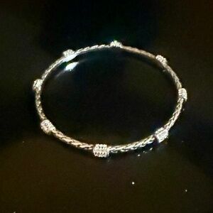$72 Meridian Petite Bangle! Retired 2017! Hard To Find Station Bracelet 💎